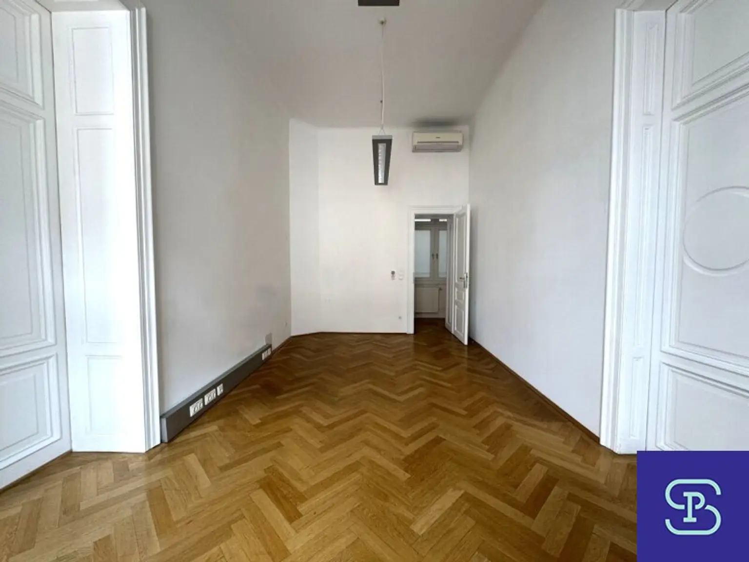 Neutorgasse: Klimatisiertes 193m² Stilaltbau-Büro mit 5 Zimmern und Lift - 1010 Wien