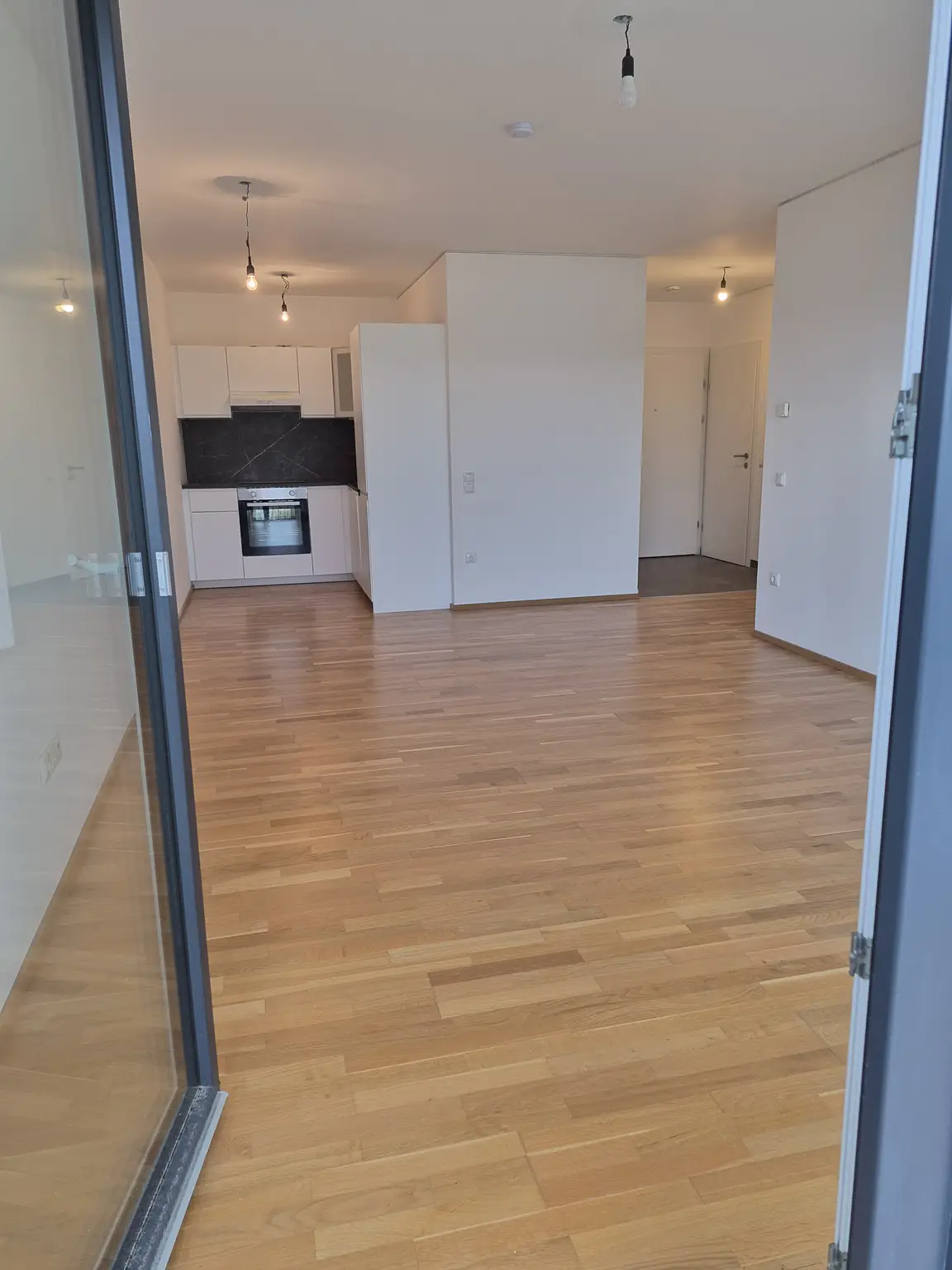Neubau: Ca. 54 m² Wohnung mit Balkon