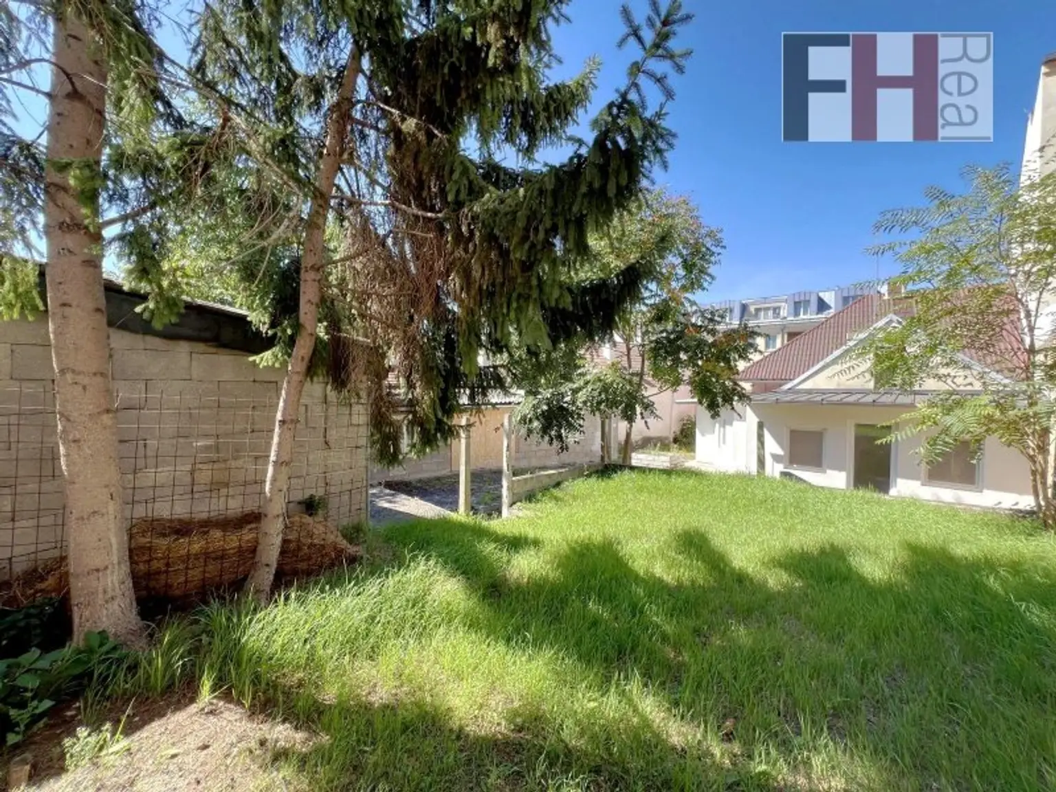 Hollabrunn Zentrum, 1278m², bestens geeignet für großvolumigen Wohnbau, perfekte Widmung!