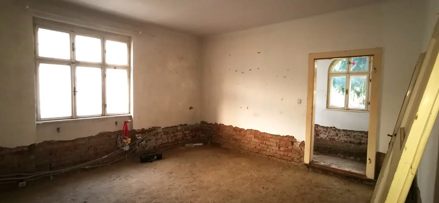 EG Zimmer_Hochwasserschaden01
