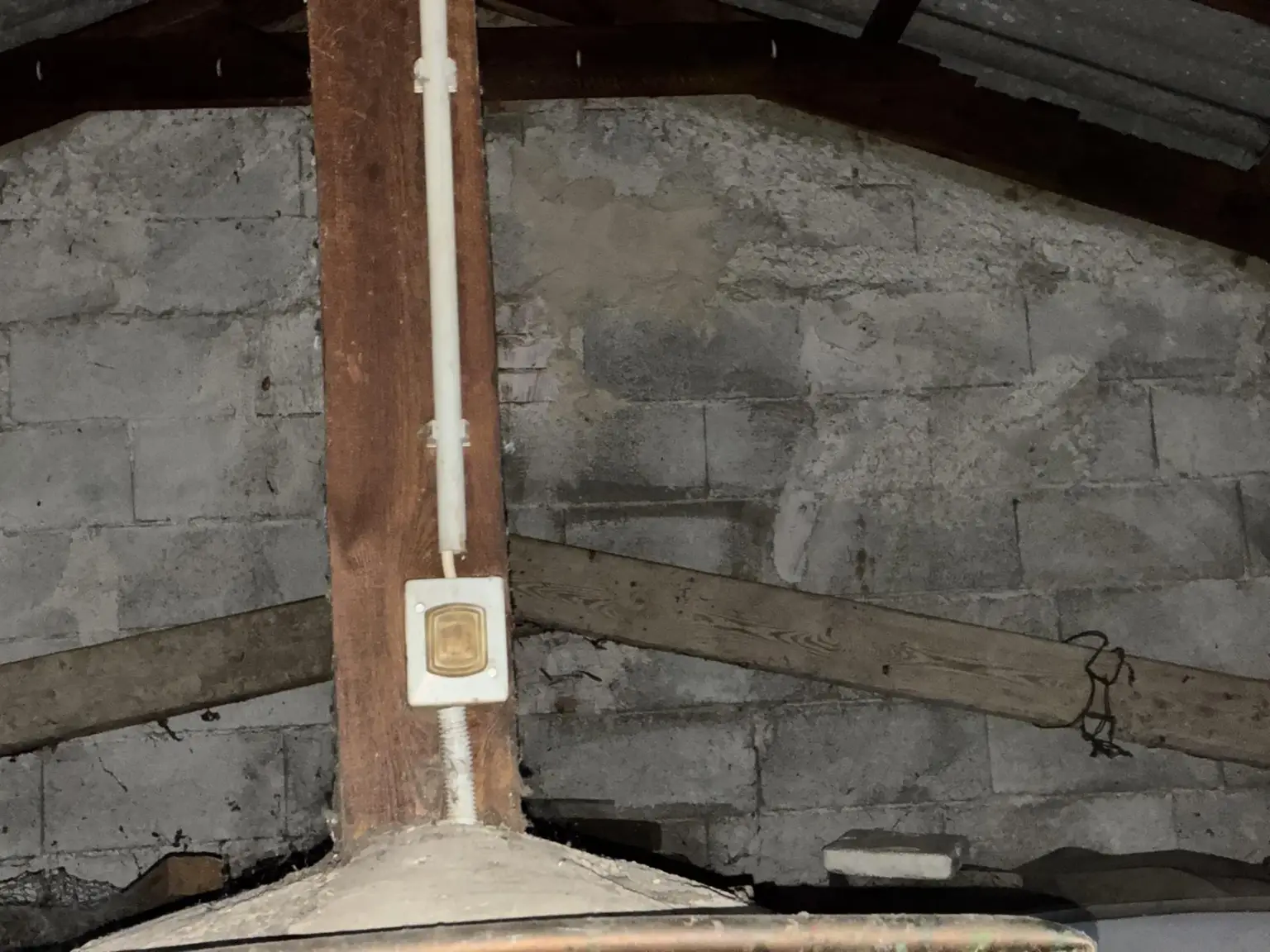 Hier lässt es sich leben...der See ruft! Solides Wohnhaus in Oggau -Bedarf Renovierung!