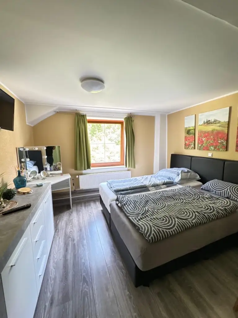 Gasthaus in Leoben-Göss | großzügiger Garten | inkl. Nebengebäude und Carport | 5 Gästezimmer | IMS Immobilien KG