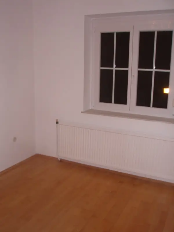 Traumhaftes Mehrfamilienhaus in Mistelbach – 3 Wohneinheiten, top gepflegt, mit Stadtblick und Weinkeller!