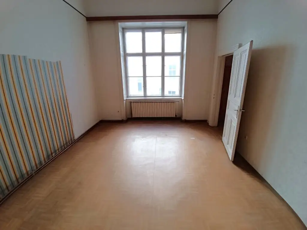 3-Zimmer Wohnung in Bestlage! Sanierungsbedürftig! Nähe Servitenviertel und U4 Friedensbrücke!