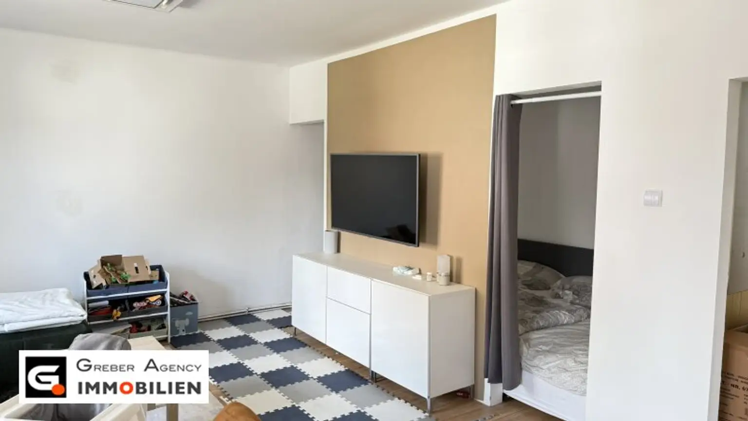 Vierkanthof mit Brunnen, Photovoltaik & großem Garten – Ein Selbstversorger-Hit!