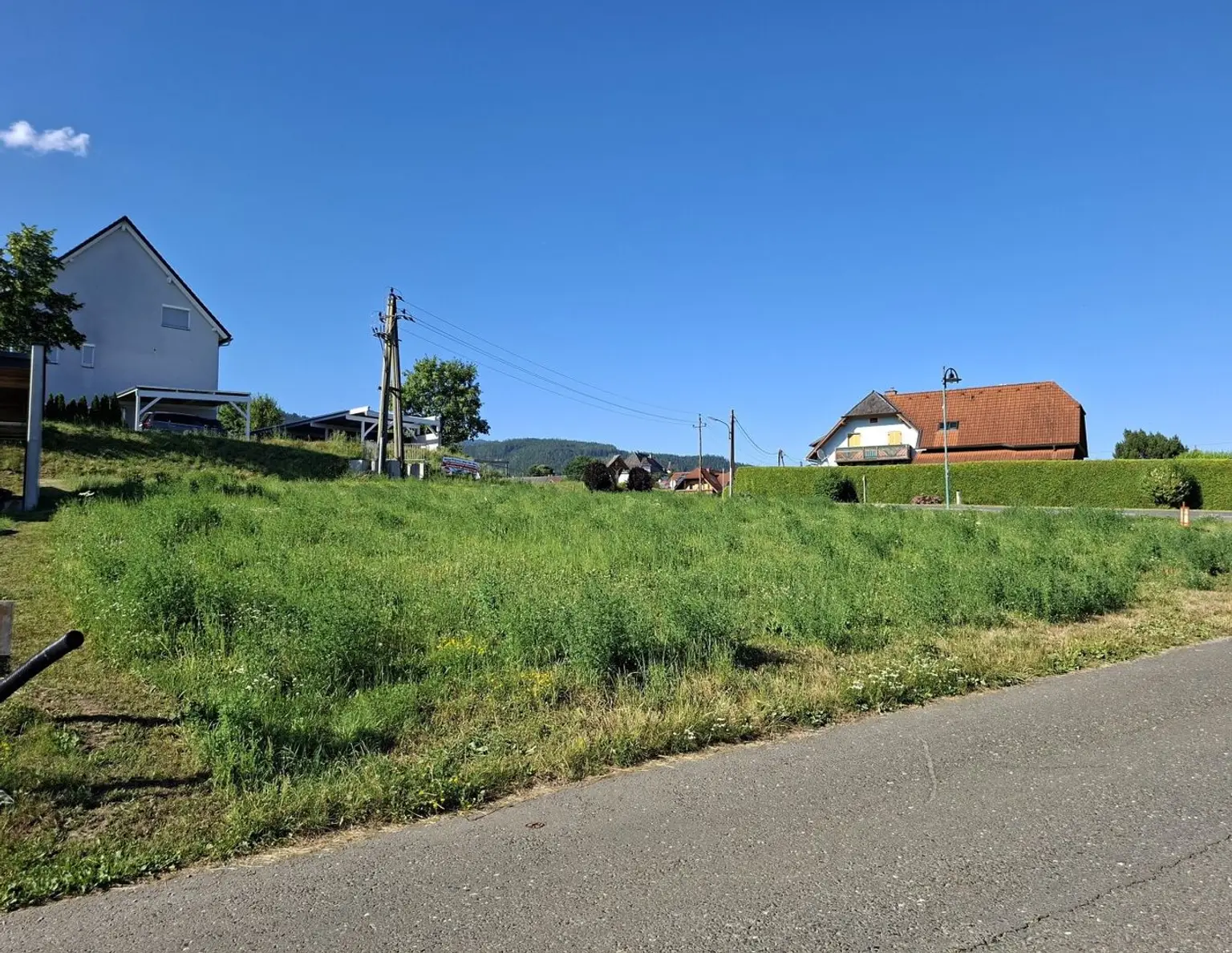 Aufgeschlossenes, 1.069m² Baugrundstück in zentraler Lage