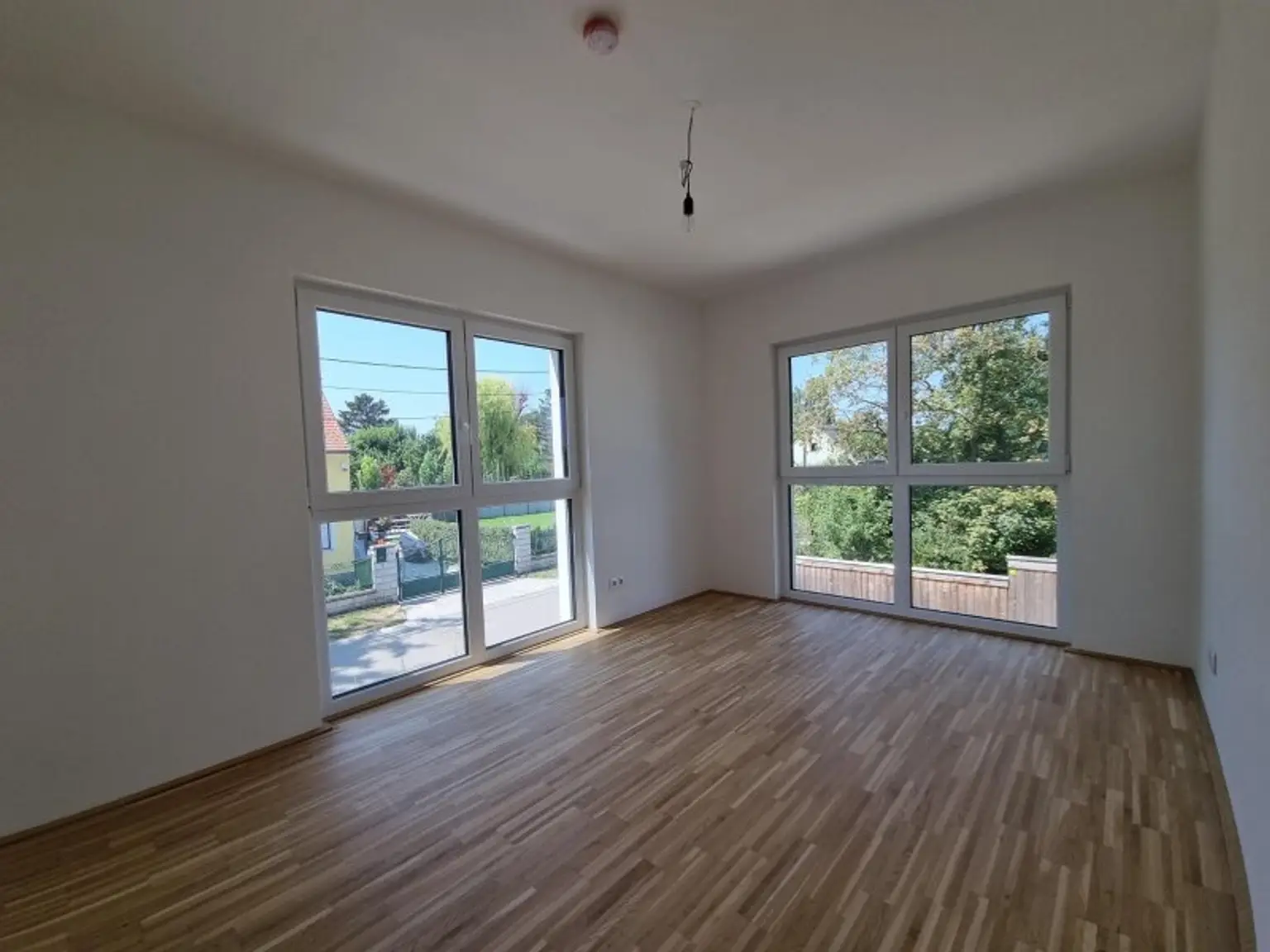 Perfekter Schnitt - Wohnen im Grünen - Großzügige Terrasse