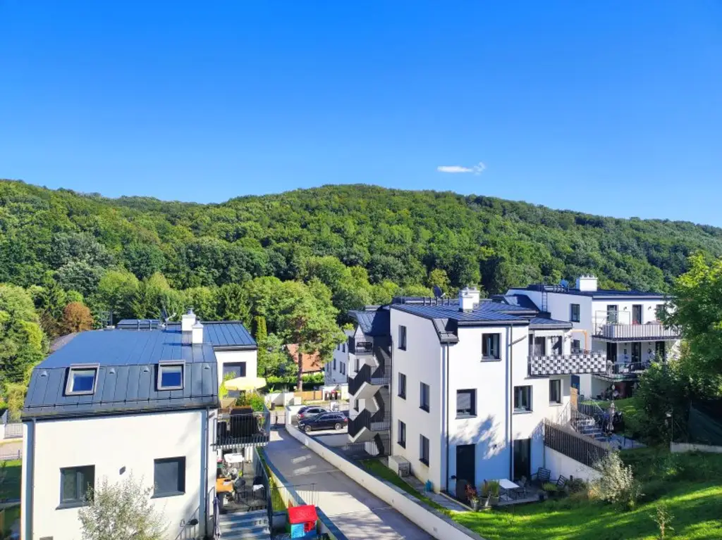 LEBEN GANZ IM FLUSS : Wohnen am WIENERWALD