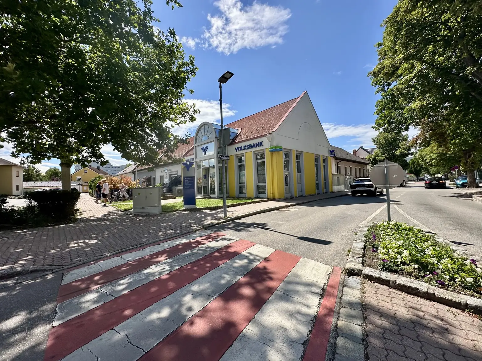 Straßenansicht