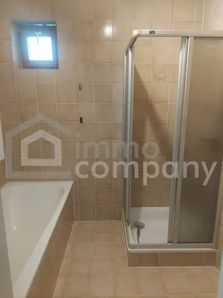 Gemütliche 3-Zimmer-Wohnung in Volders – Ihr neues Zuhause mit Balkon und Stellplatz!