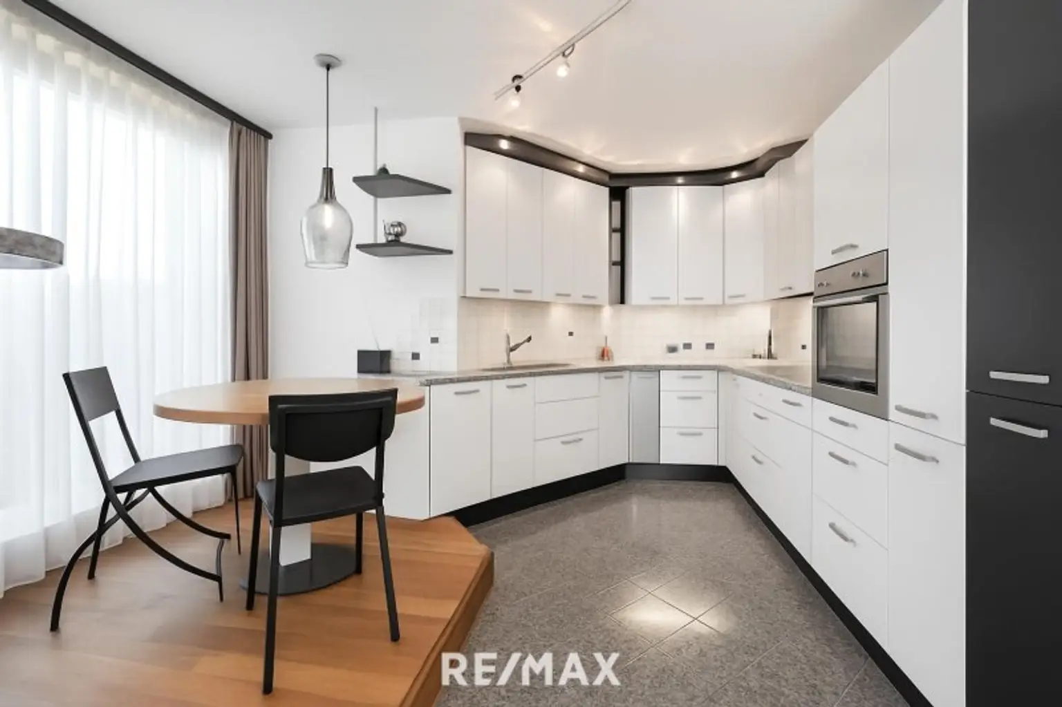 3 Zimmer 98m² Garten Maisonette-Wohnung in Hietzinger Grünruhelage | inkl. Garage