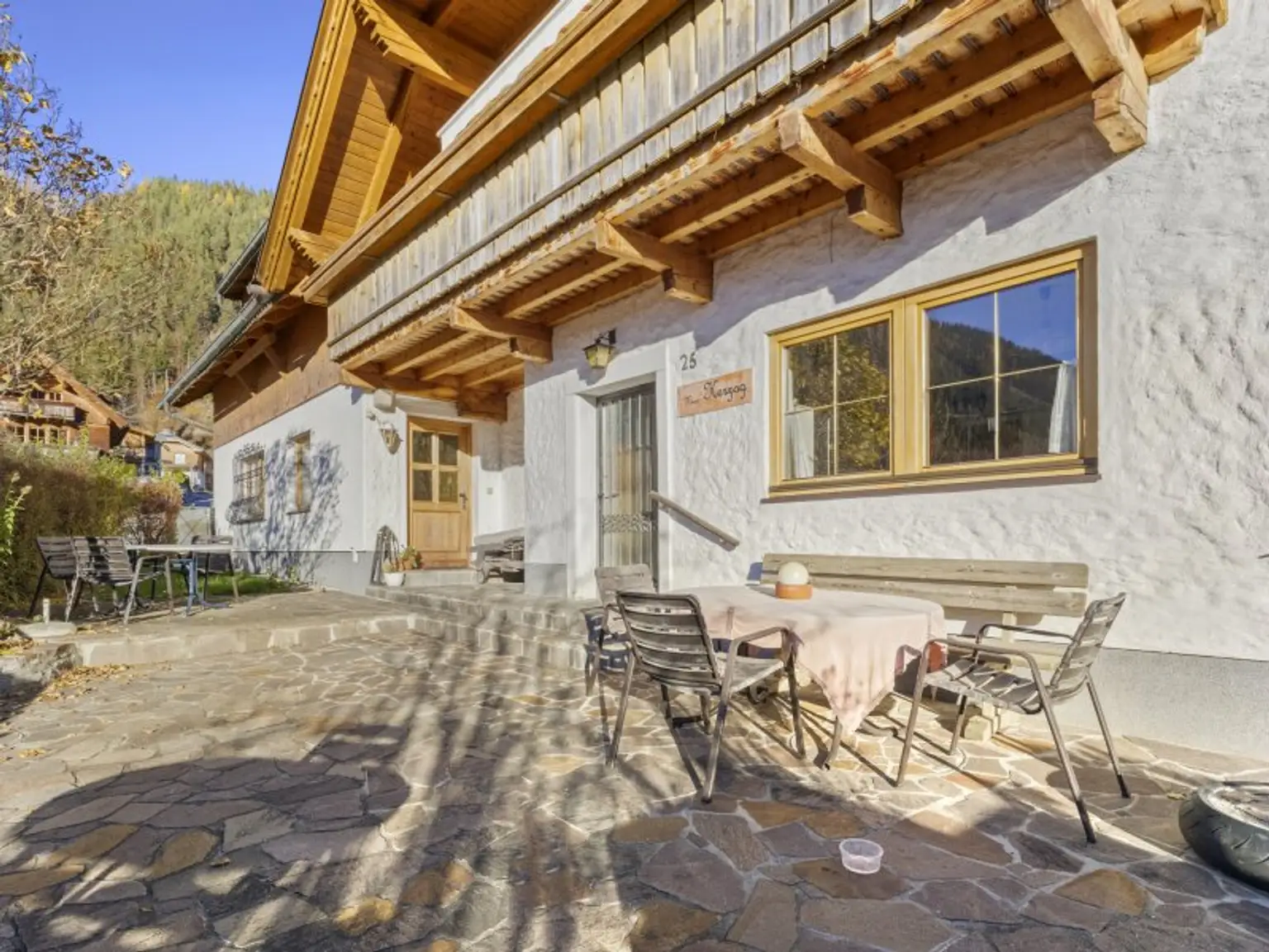 Schönes 247m² Mehrfamilienwohnhaus mit 4 Wohnungen am Weißensee mit Seeblick und Seenähe in TOPLAGE