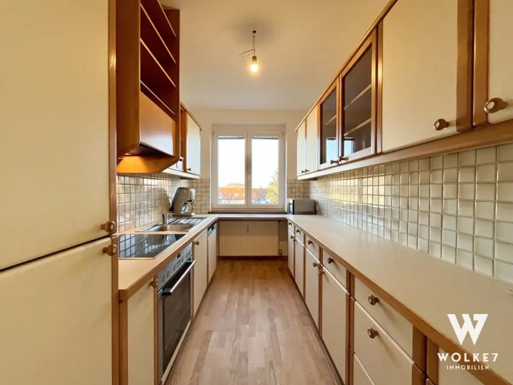 Top gepflegte Wohnung am Bahnhof! - Vollparkett - Ruhelage!