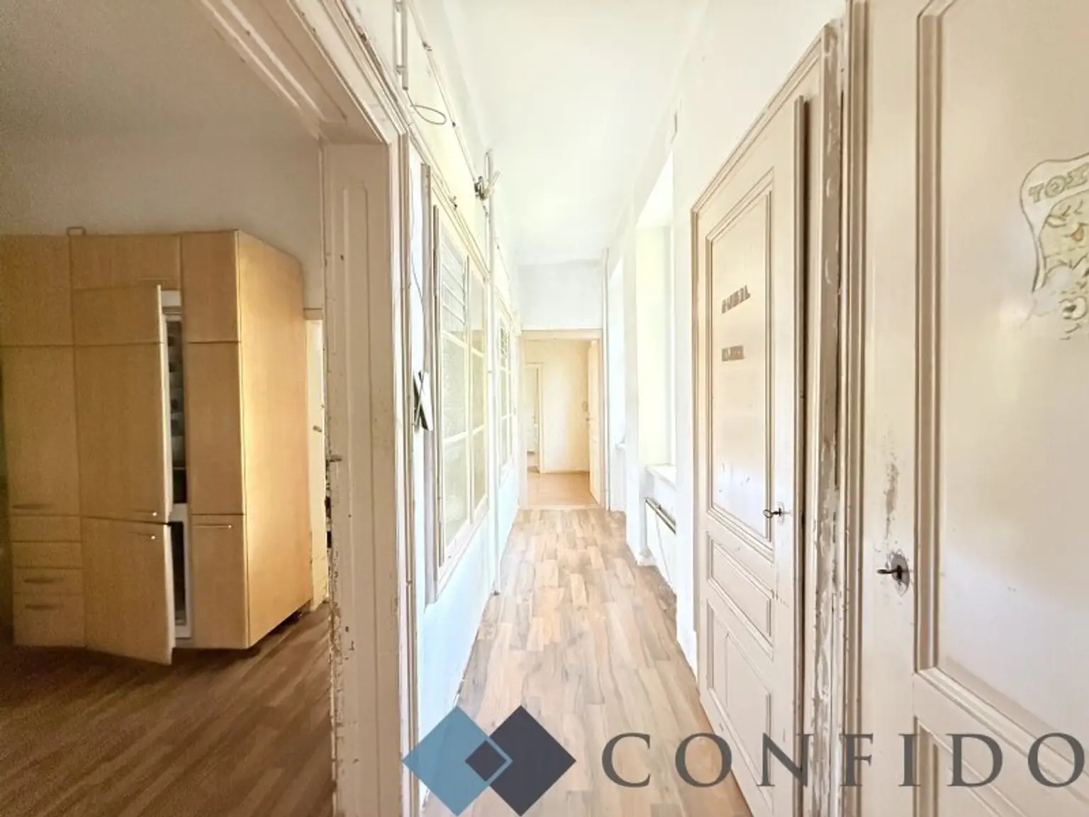 Altbau trifft Garten - Sanierungsbedürftige Wohnung im Herzen von Stockerau