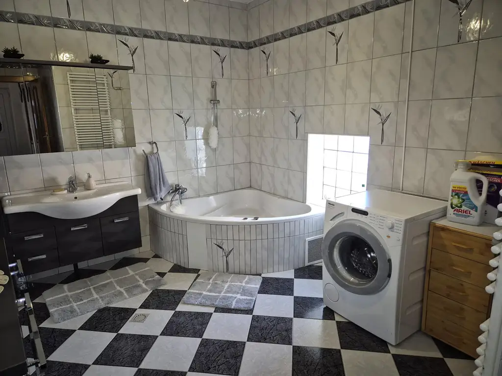 IHR NEUES WOHNPARADIES - EXKLUSIVES MEHRFAMILIENHAUS