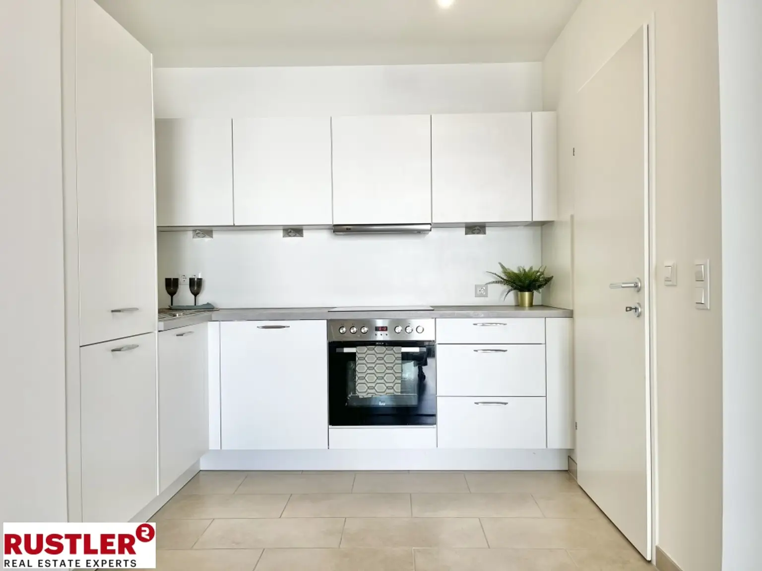 2 Zimmer mit Sonnenbalkon