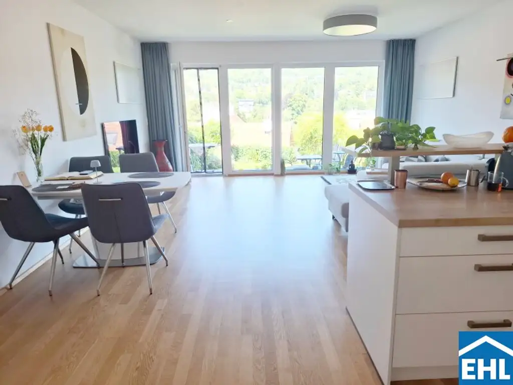 Wohnerlebnis mit traumhaftem Ausblick und uneinsehbarem Garten
