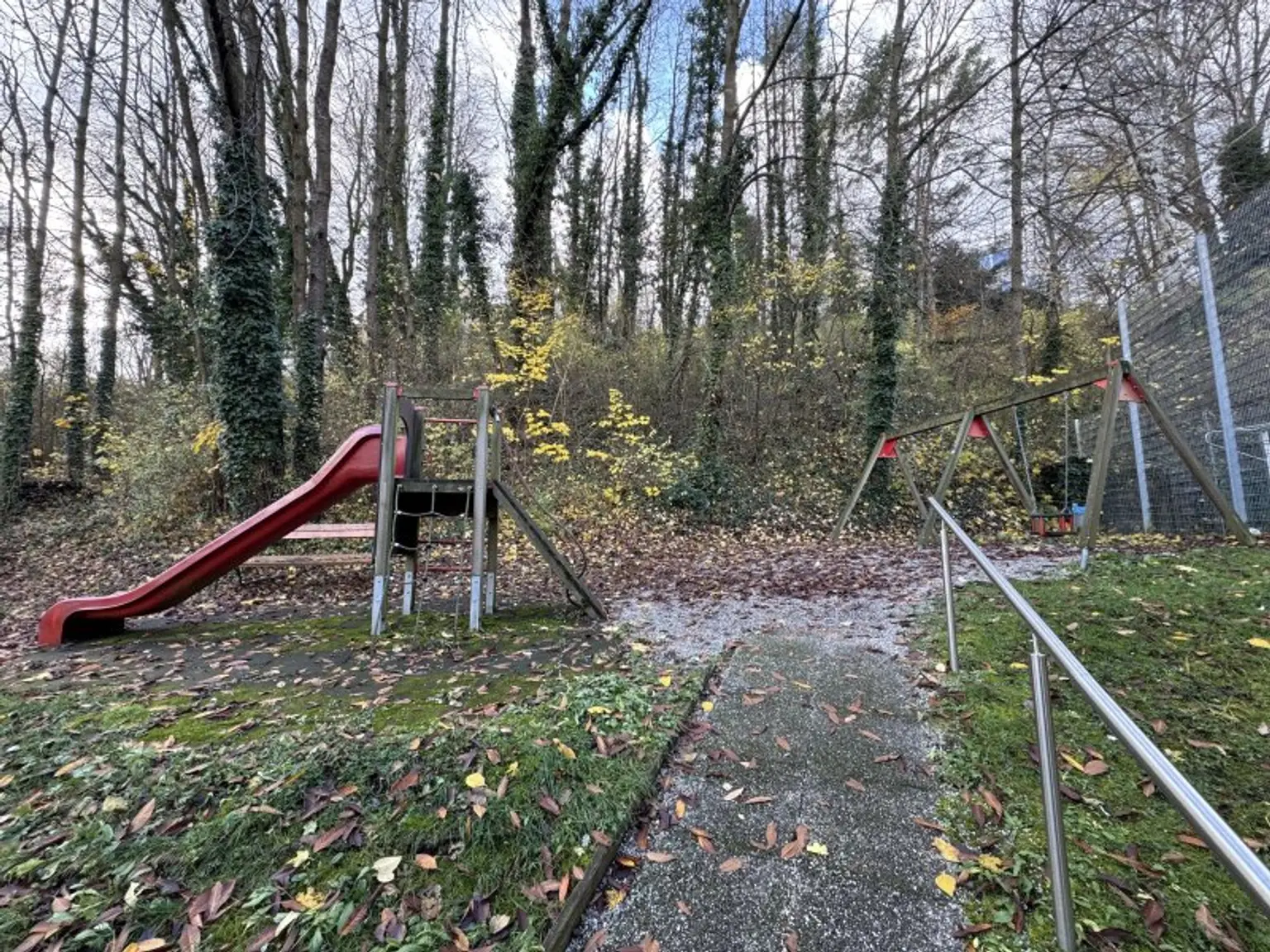 Charmanter Familienhit mit Loggia & viel Potenzial in absoluter Ruhelage von Klosterneuburg