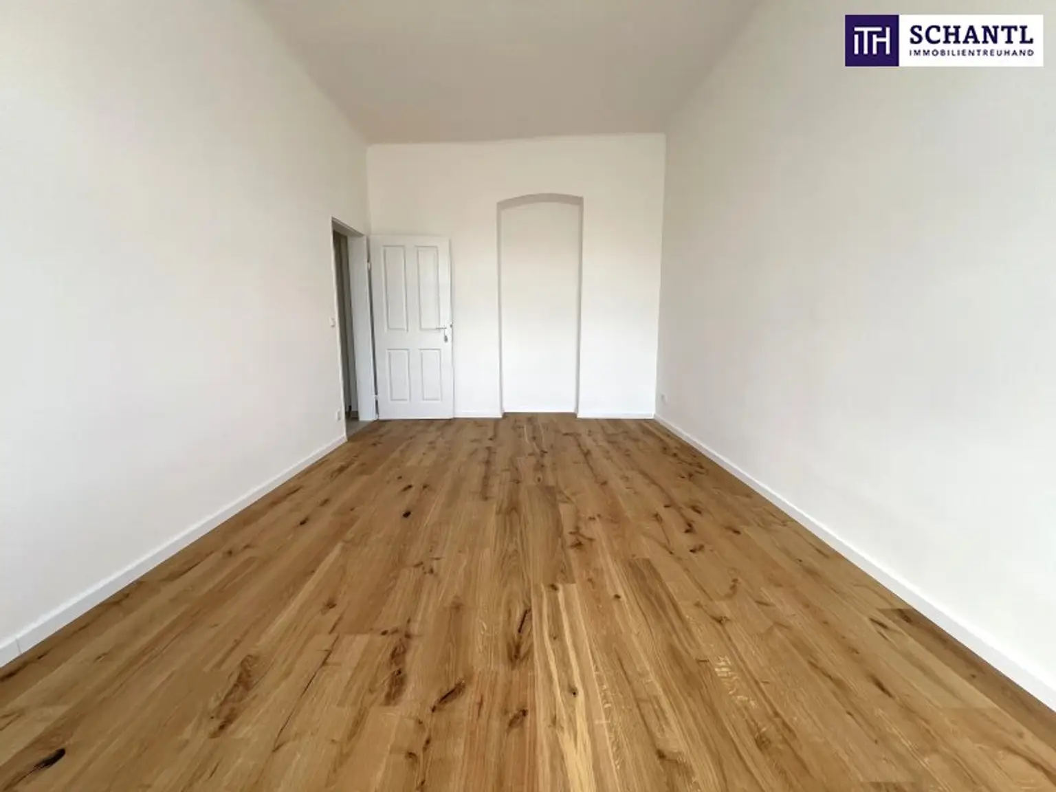 Seltene Gelegenheit: Prunkstück am Hofferplatz – 95 m² & Balkontraum in Hofruhelage – jetzt Besichtigung sichern!