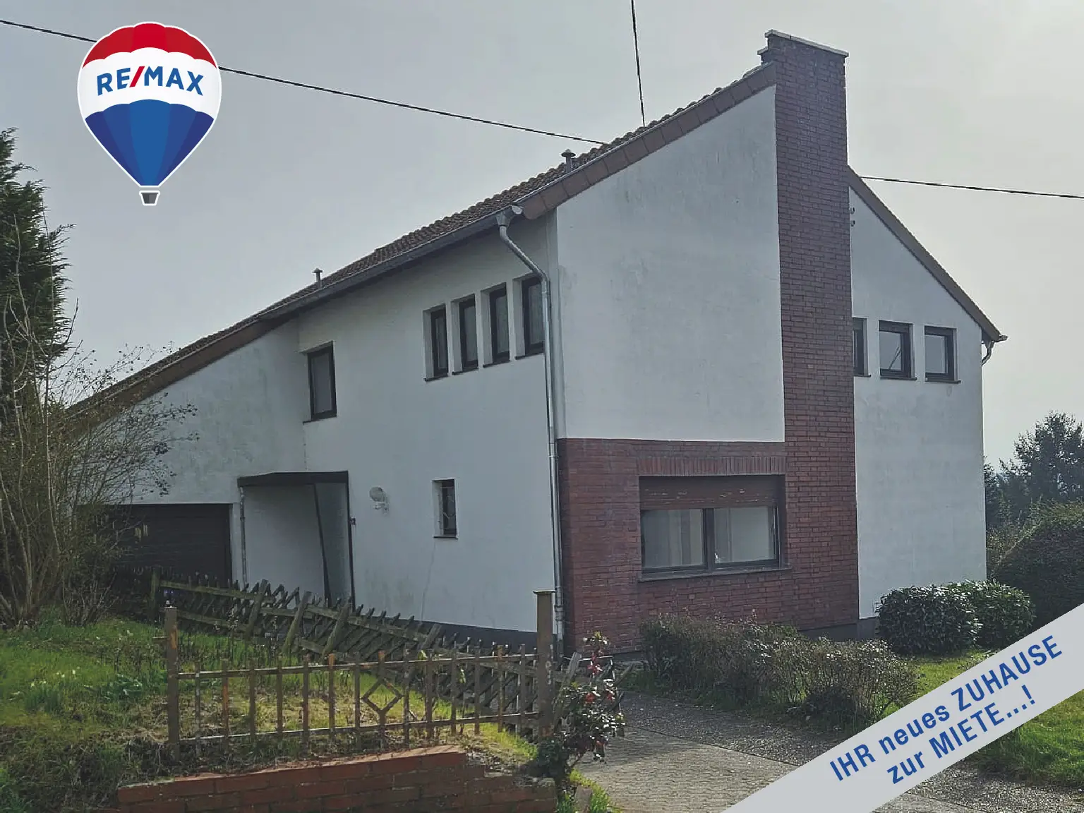 MIETE: Attraktives, freistehendes Einfamilienhaus 
mit großzügigem Wohngefühl und Privatsphäre...!