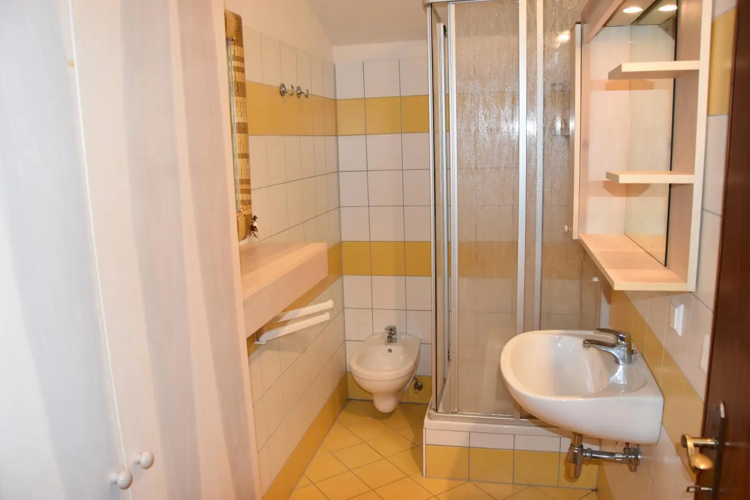 Bad-Dusche