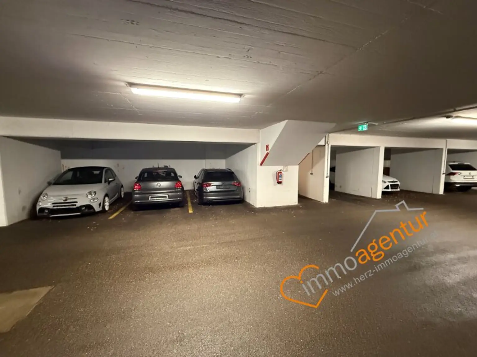 Tiefgarage KFZ Abstellplatz