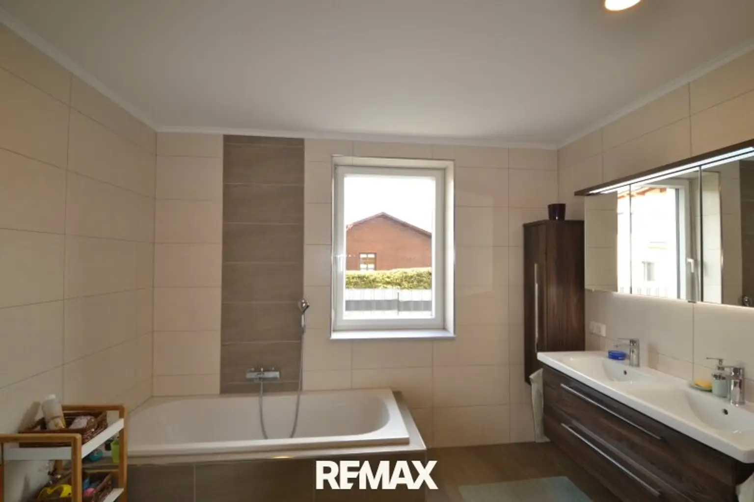 Badezimmer EG