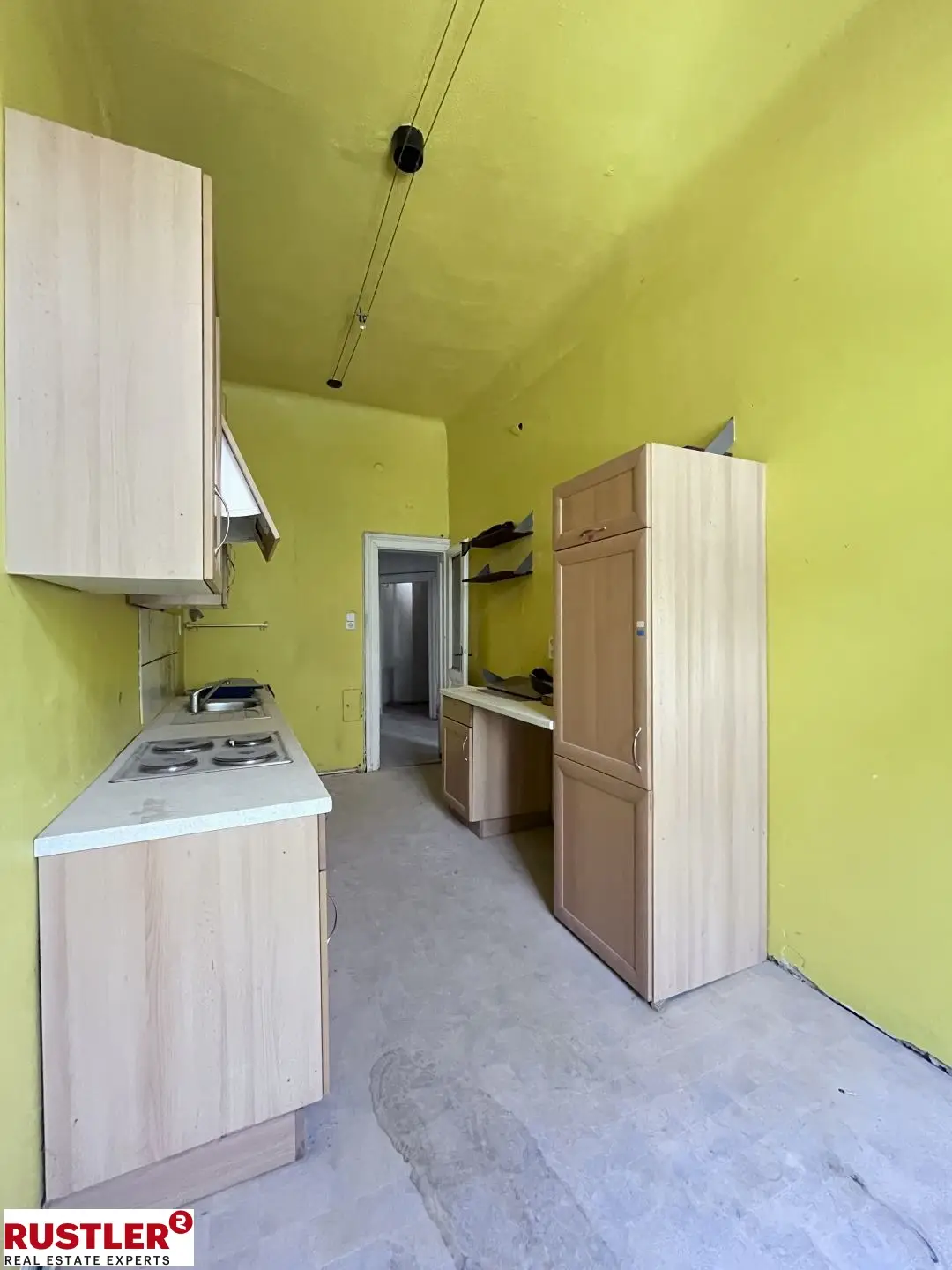 Charmante 2-Zimmer-Wohnung mit viel Potenzial!