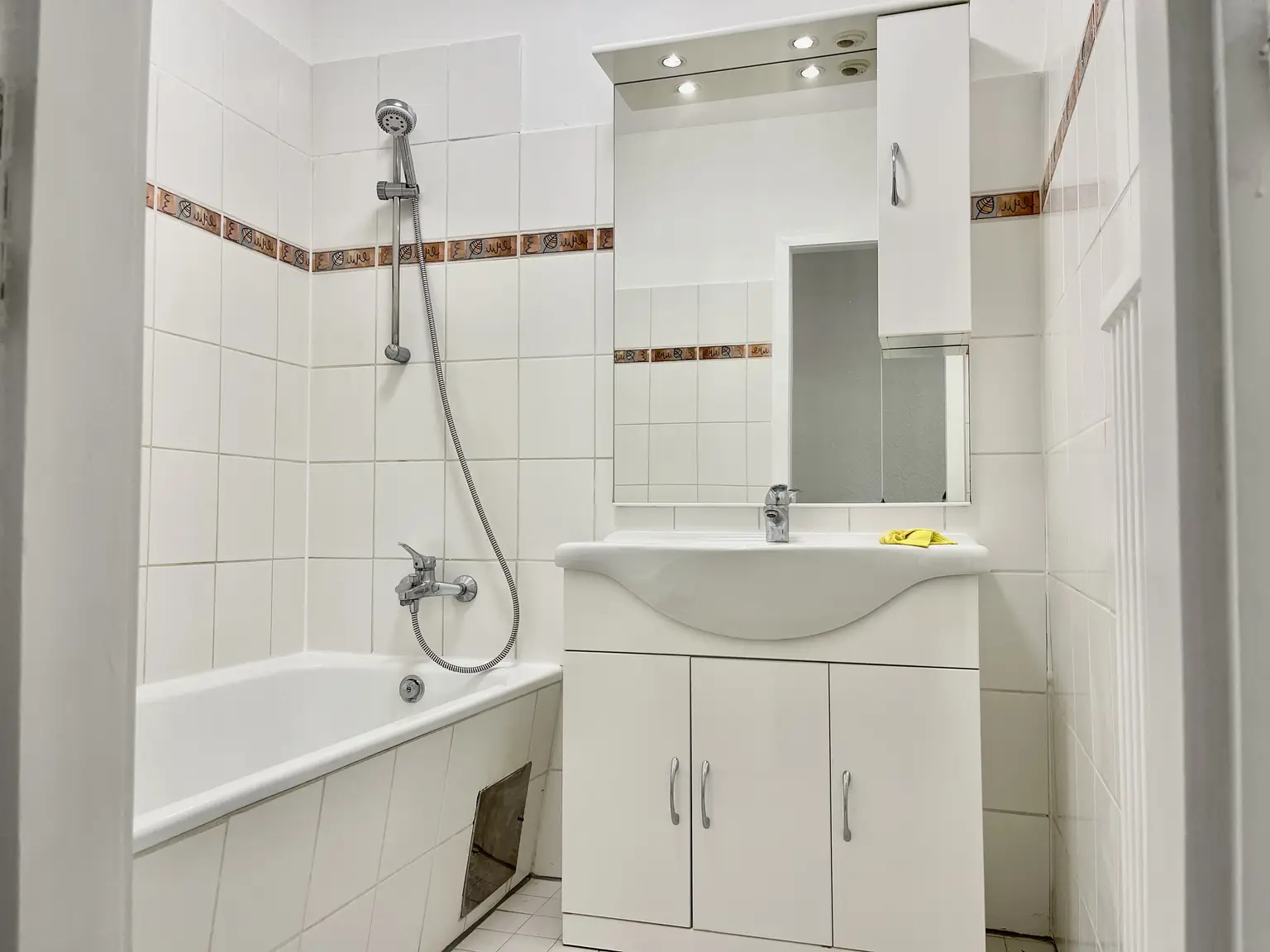 MIETWOHNUNG IN ZENTRALER LAGE IN FLORIDSDORF