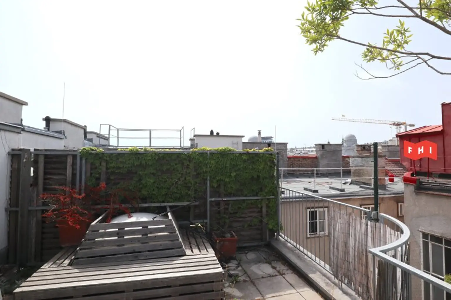 Charmante 60m² Galeriewohnung mit 24m² Terrasse Nähe Naschmarkt