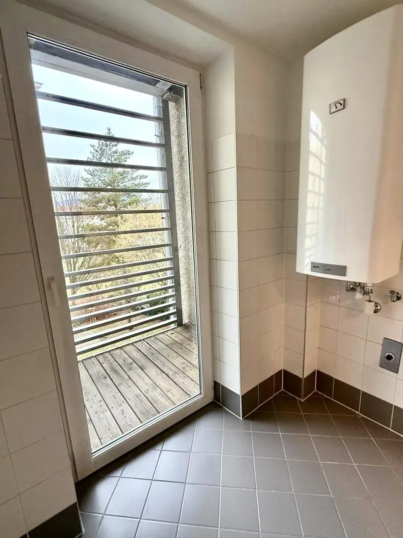 Bad mit Ausgang auf den Balkon