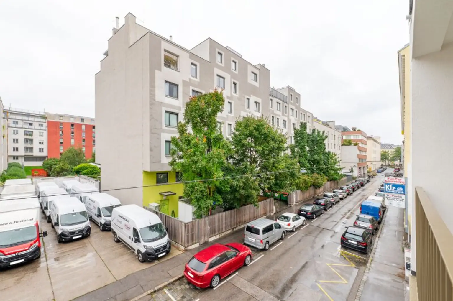 Erstbezug ab Dezember! 2-Zimmer-Loggiawohnung inkl. Stellplatz und Garten zu vermieten!