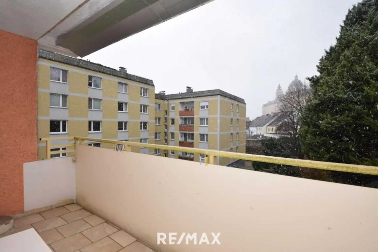 Loggia mit Blick zum Stift