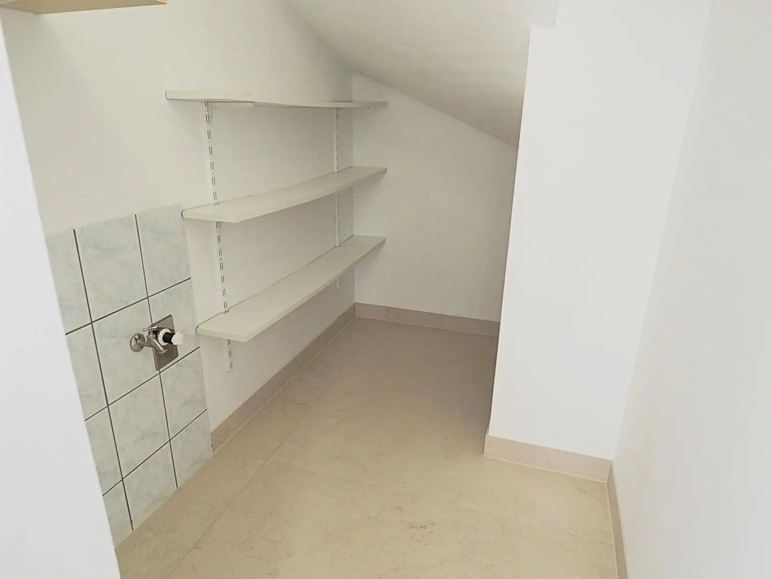 IDYLLISCHE LAGE NAHE "SCHILLERWASSER" BZW. "MÜHLWASSER"