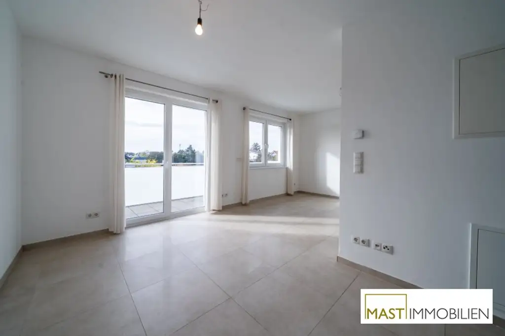 direkt im Herzen von Strasshof: moderne Wohnung mit Balkon und hochwertiger Ausstattung *sofort bezugsbereit