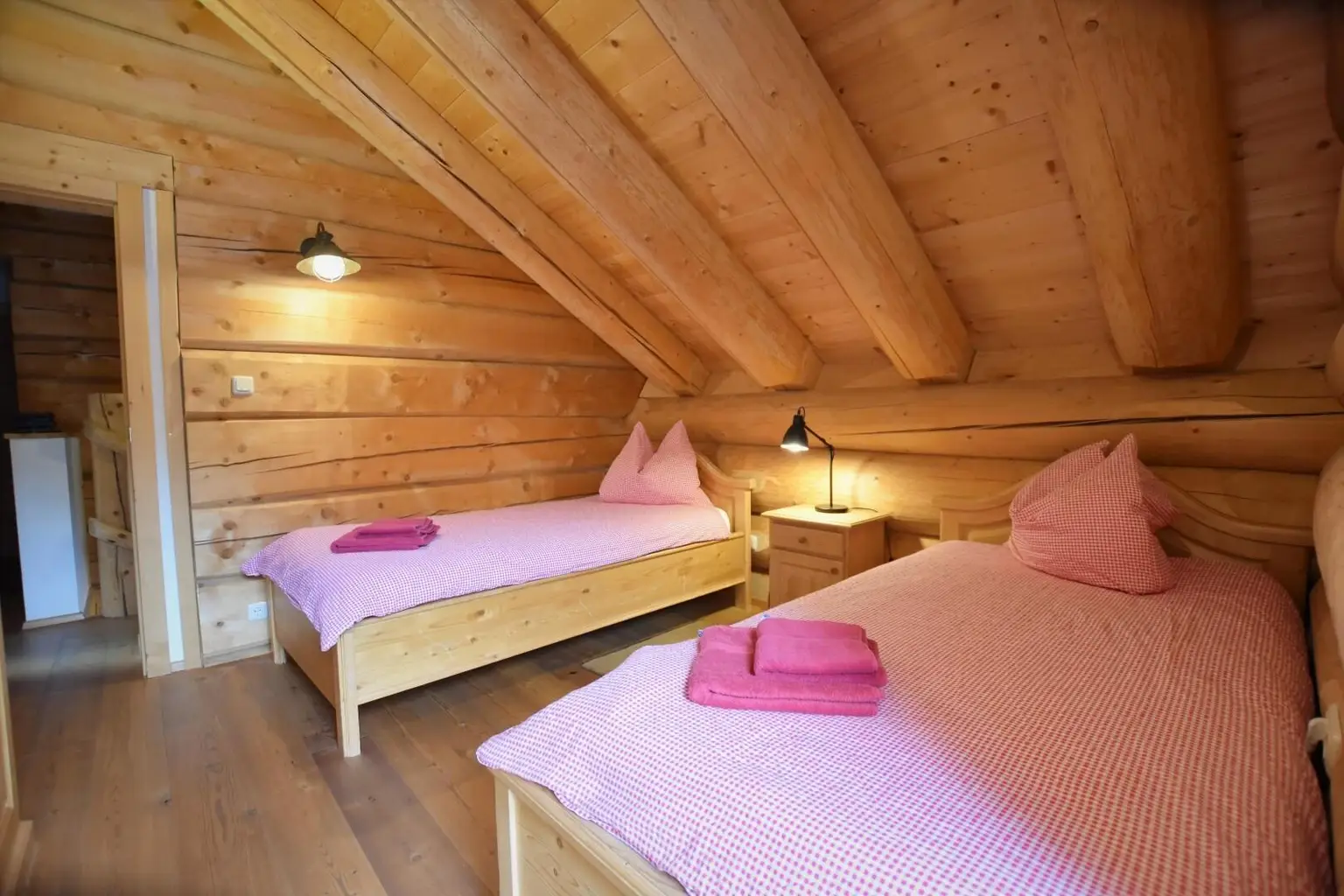 OG Schlafzimmer I Blick Tür