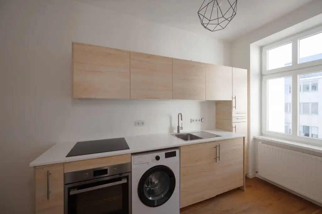 ++NEU++ fantastische helle 1-Zimmer ALTBAU-Wohnung in Toplage!