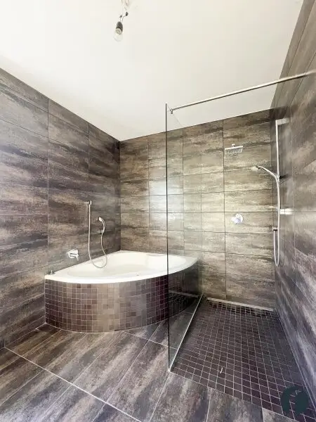 Elegantes Einfamilienhaus in Zeiselmauer mit Garten, Garage und Wellnessbereich