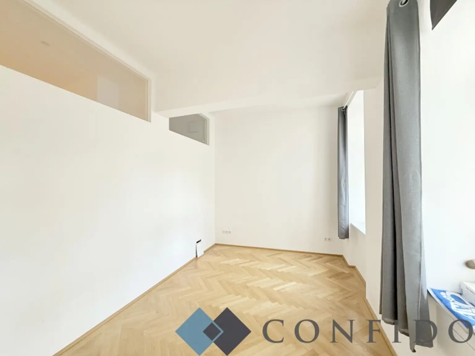 Ankommen und wohlfühlen - bezaubernde Altbauwohnung mit Erker in sehr begehrter Lage!