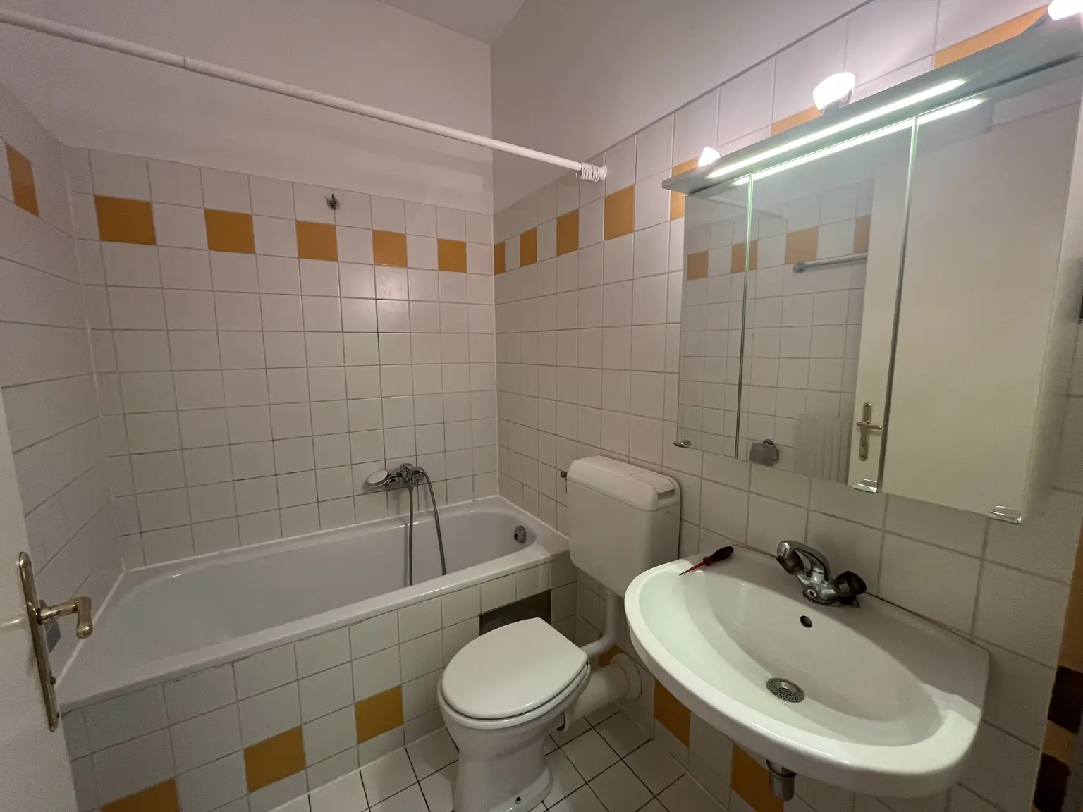 Hervorragend aufgeteilte, helle 1-Zimmerwohnung nahe Servitenviertel