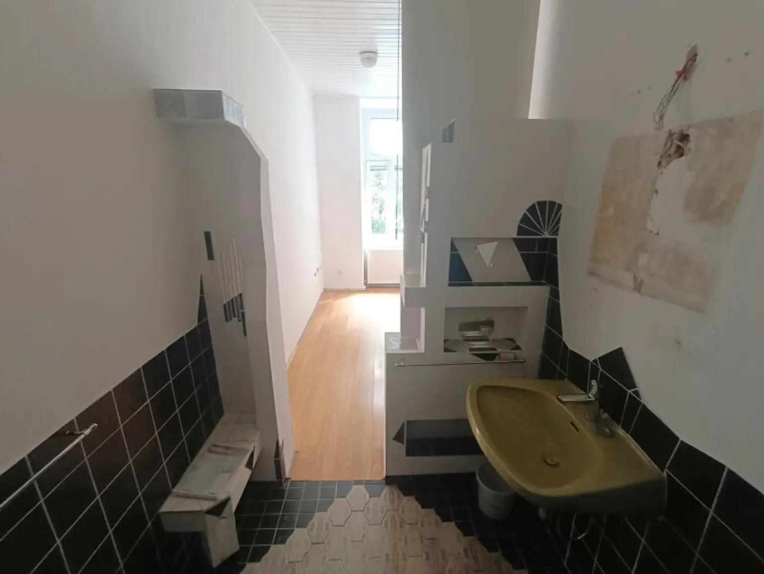 Großzügige 3-Zimmer Wohnung im 1. Obergeschoss mit Lift - Nähe U3/U4 Landstraße