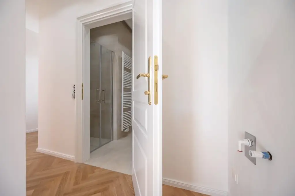 ++NEU++ Fantastische 3-Zimmer Altbauwohnung – Generalsaniert & Stilvoll