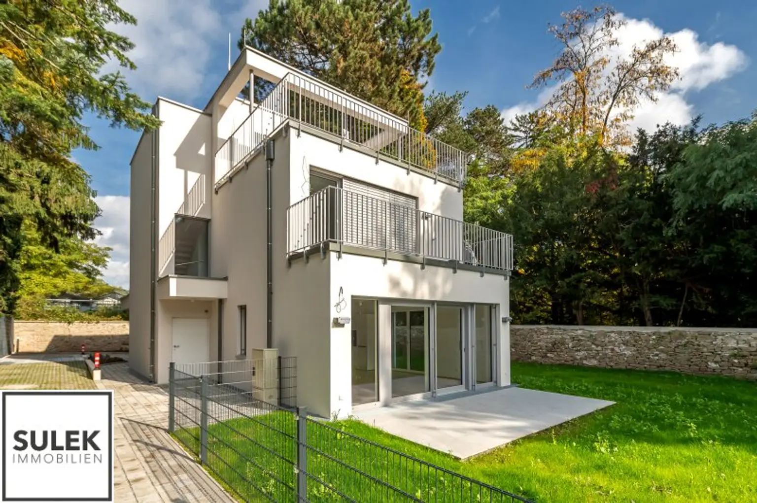 Villa Mauerbach2 - exklusives Wohnen in grüner Stadtrandlage - Erstbezugswohnungen mit Balkon/Garten/Terrasse - bezugsfertig!
