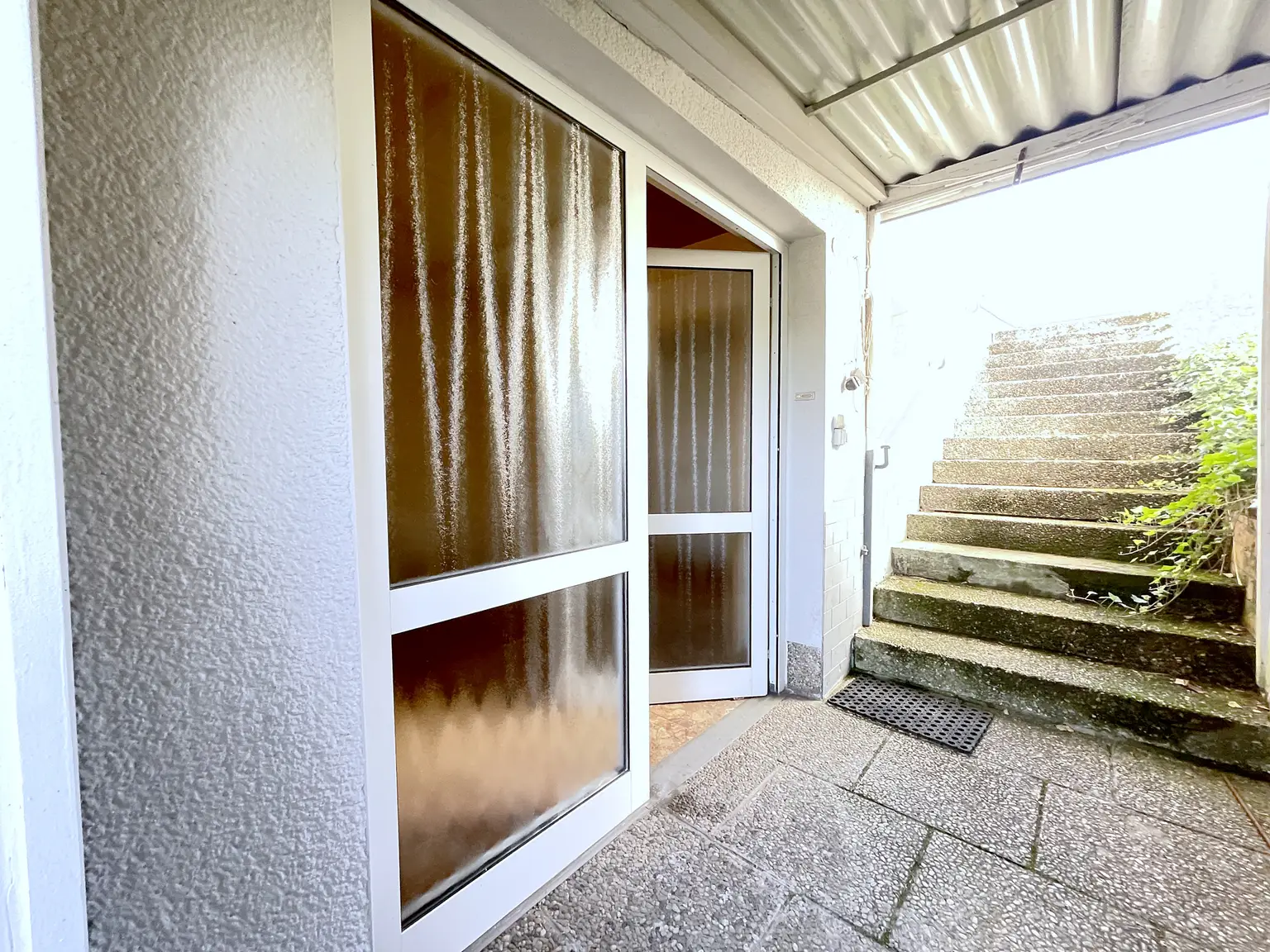 Wohnung-unten_Eingang