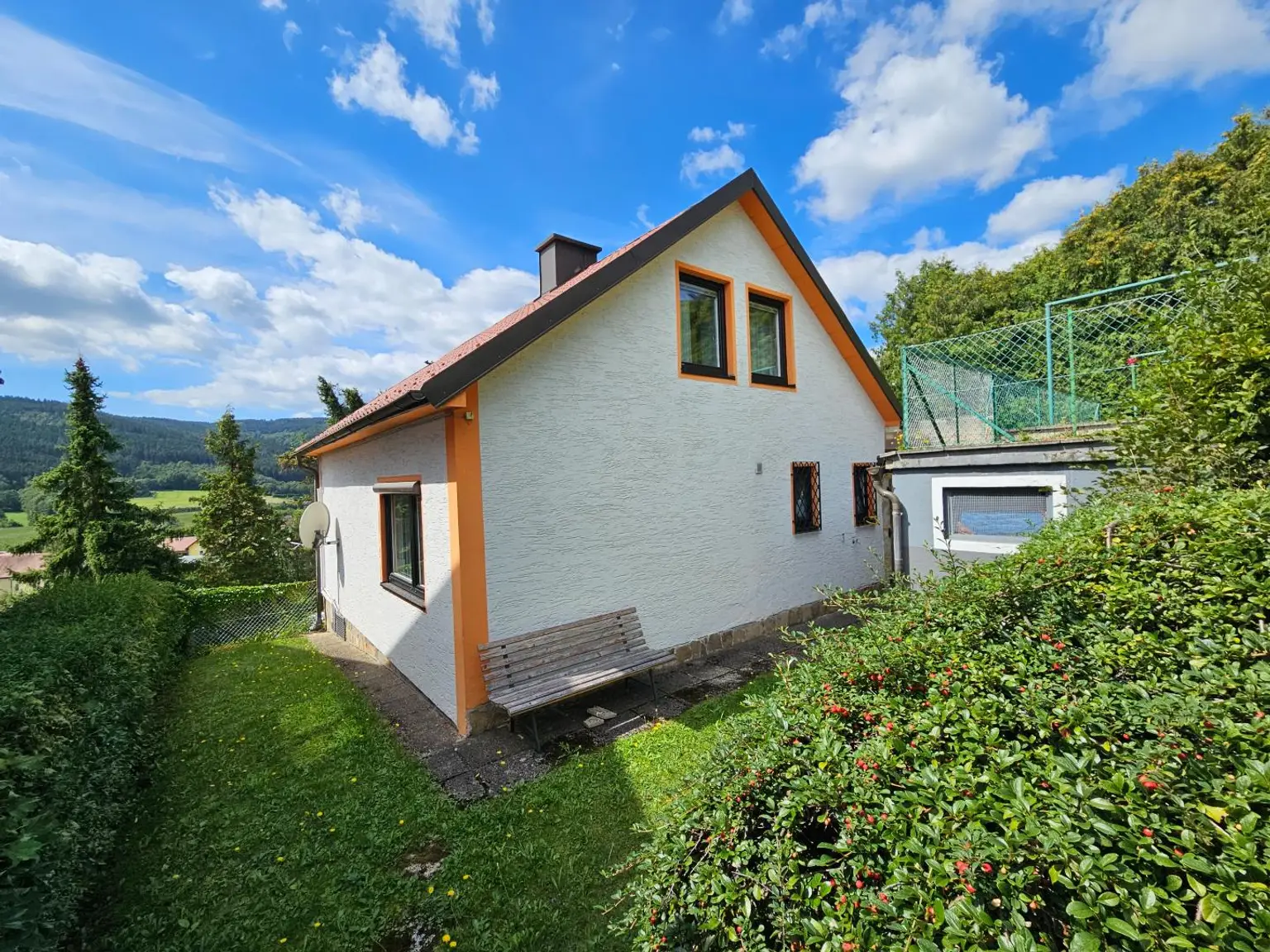 Einfamilienhaus mit idyllischem Weitblick ins Grüne