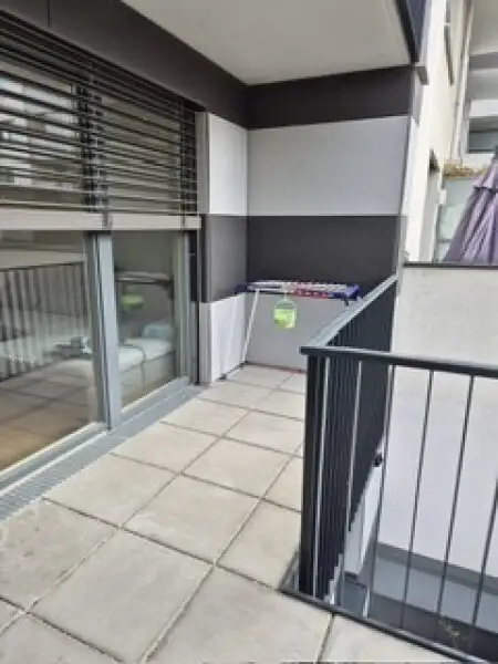 3 Zimmer Mietwohnung mit Loggia und Garage auf Wunsch