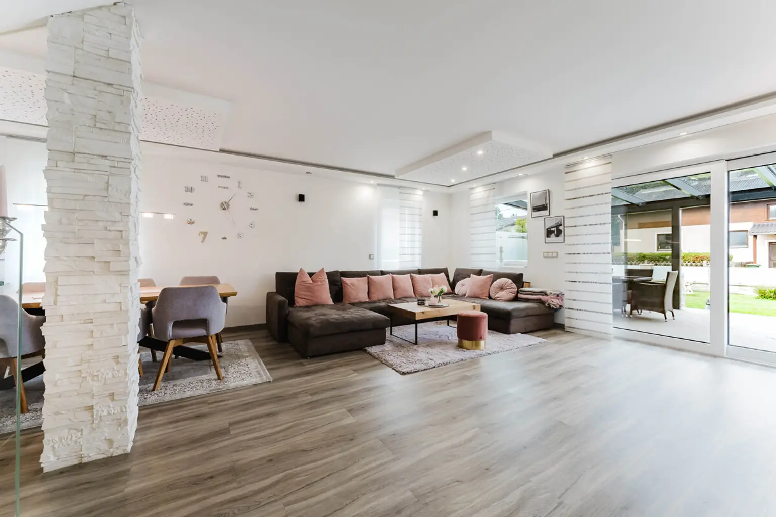 Modernes Einfamilienhaus in Regau!!