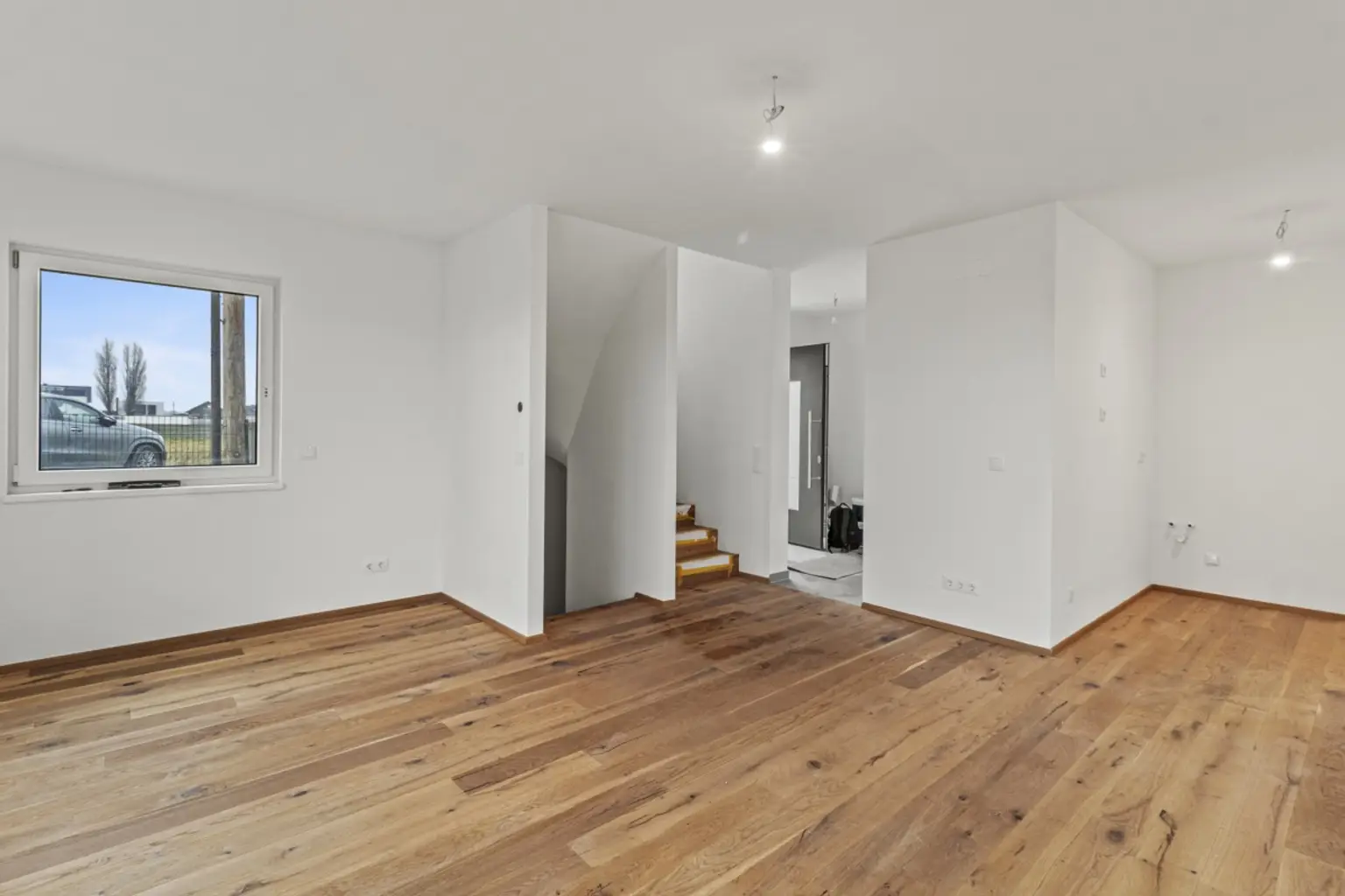 2 | ++ NEU ++ REIHENHAUS mit Balkon, Terrasse und Wohnkeller in NEUESSLING | Prima Service Immobilien