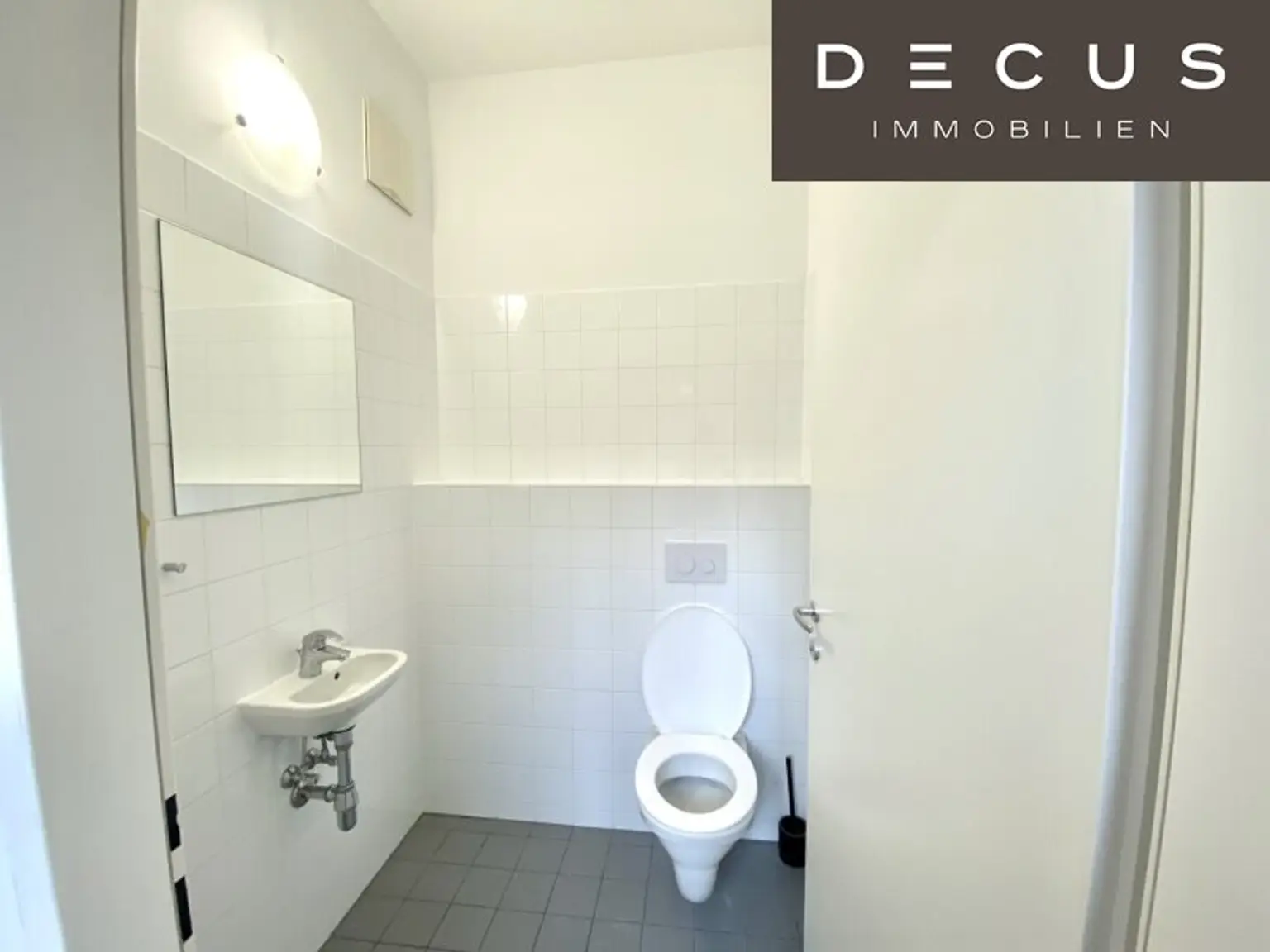 2 ZIMMER | AB 01.01.2026 | MIT FREIFLÄCHE | NÄHE HAUPTBAHNHOF