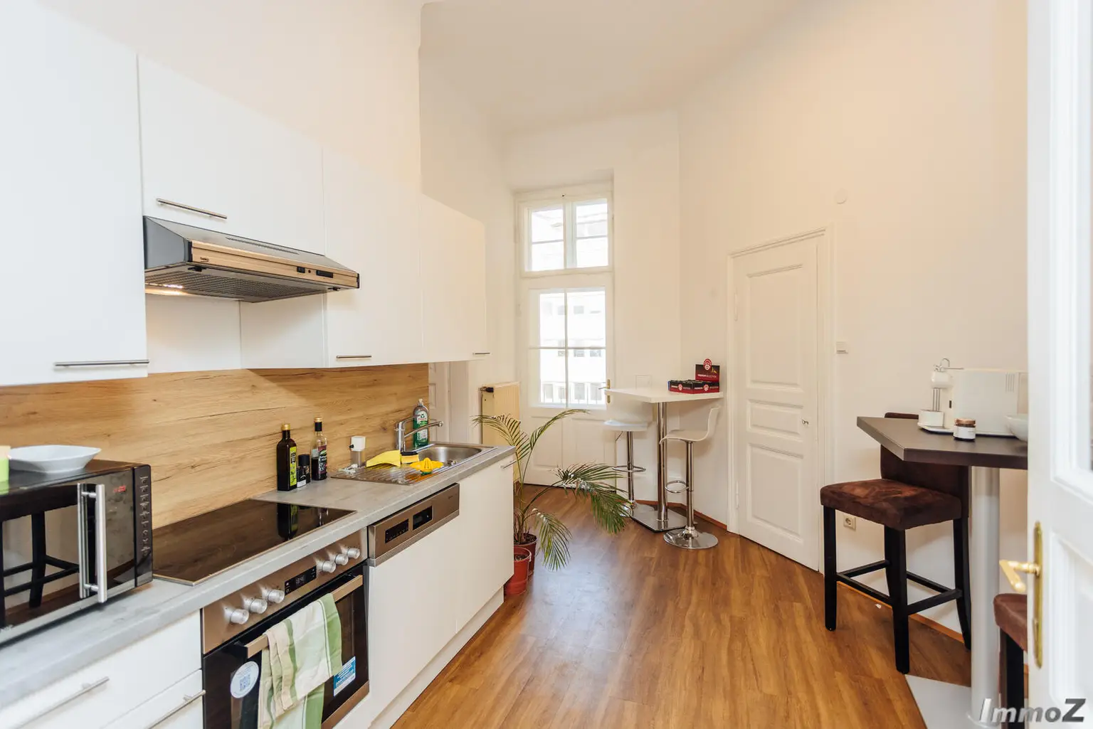 Teeküche mit Balkon